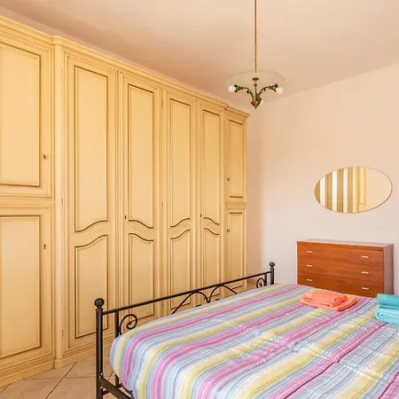 Enza's Petite Maison بيت للعطل Santa Croce sullʼ Arno