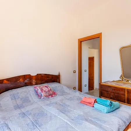 Enza's Petite Maison بيت للعطل Santa Croce sullʼ Arno