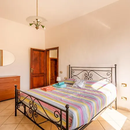 بيت للعطل Enza's Petite Maison